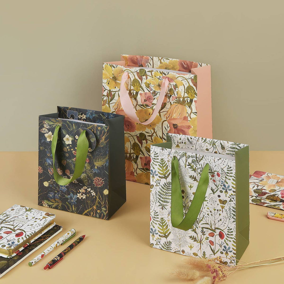 Soft Petals Medium Gift Bag