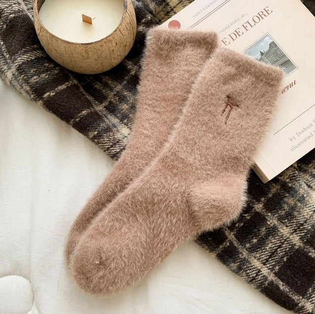 Bow Embroidery Socks